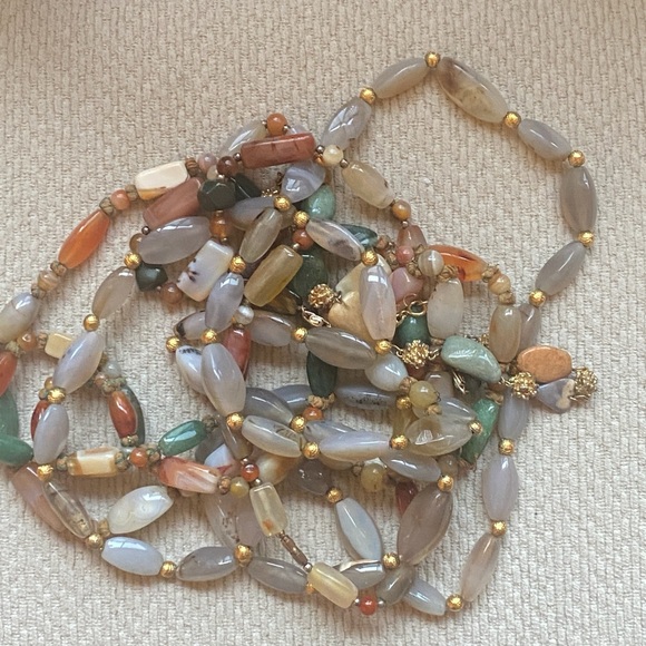 Lot of 4 Vintage Natural Polished Stone Beaded Necklaces. Good Condition. - Picture 16 of 16